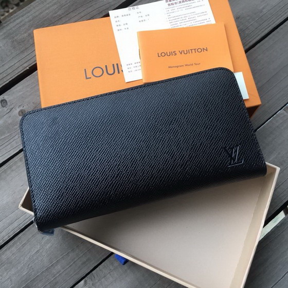 lu wallet-082